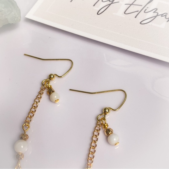 24. White Shell Dangle Earrings - Picture 3 of 4